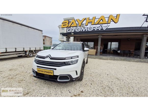 2020 MODEL HATASIZ BOYASIZ CAM TAVANLI 109.000 KM