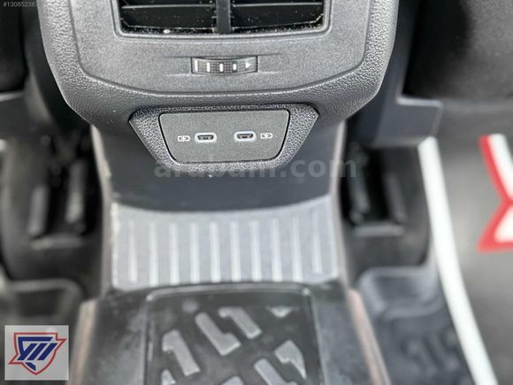 HATASIZ T-ROC STYLE ÇİFT RENK SERVİS BAKIMLI