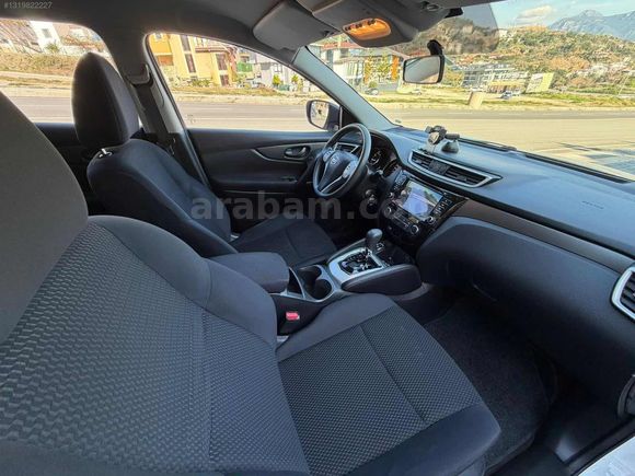 ULAŞ AUTO NISSAN QASqAİ OTOMATİK 18 BİN KM