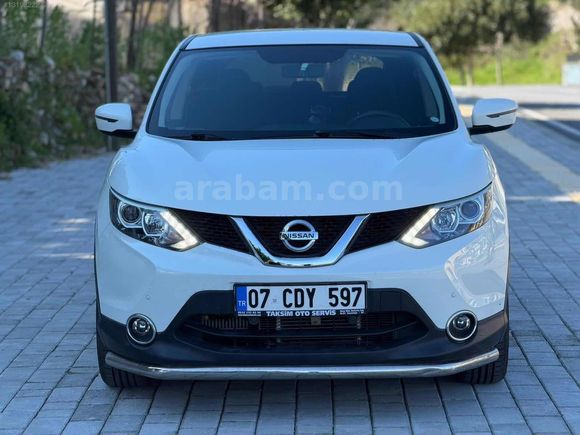 ULAŞ AUTO NISSAN QASqAİ OTOMATİK 18 BİN KM