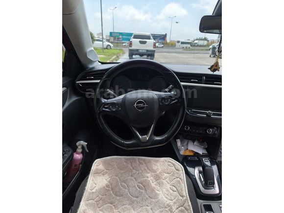Sahibinden Opel Corsa 1.2 T Edition 2022 Model Diyarbakır 62.000 km Kırmızı