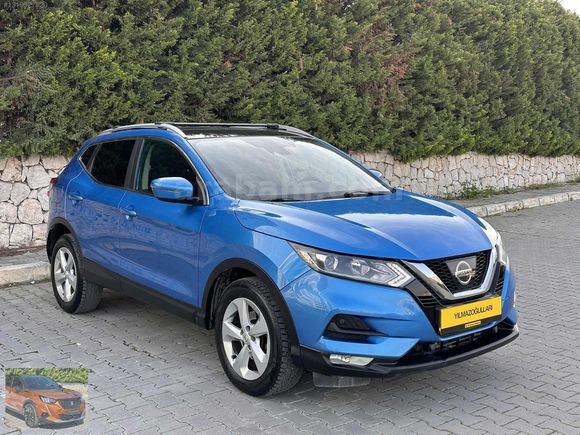 NİSSAN QAŞKAI 1.6 SKY PACK CAM TAVANLI DİZEL OTOMATİK