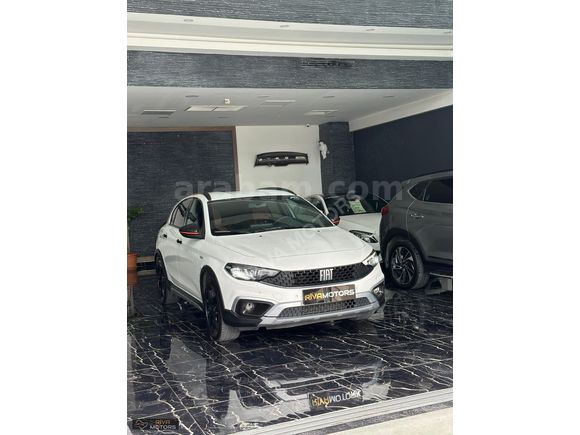 RİVA MOTORS'DAN HATASIZ BOYASIZ 2023 EGEA CROSS 1.6 LİMİTED