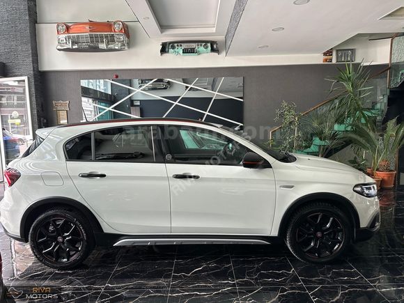 RİVA MOTORS'DAN HATASIZ BOYASIZ 2023 EGEA CROSS 1.6 LİMİTED