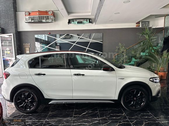 RİVA MOTORS'DAN HATASIZ BOYASIZ 2023 EGEA CROSS 1.6 LİMİTED