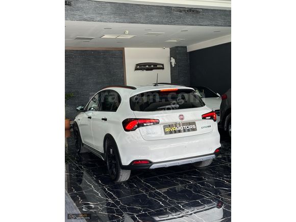 RİVA MOTORS'DAN HATASIZ BOYASIZ 2023 EGEA CROSS 1.6 LİMİTED