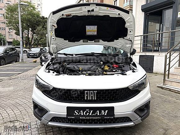 EGEA CROSS 1.6 OTOMATİK DİZEL EKRAN/KAMERA ORJİNAL.. KM:59.000