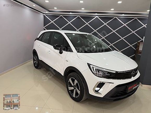 2024 MODEL HATASIZ OTOMATİK OPEL CROSSLAND GENİŞ EKRANLI