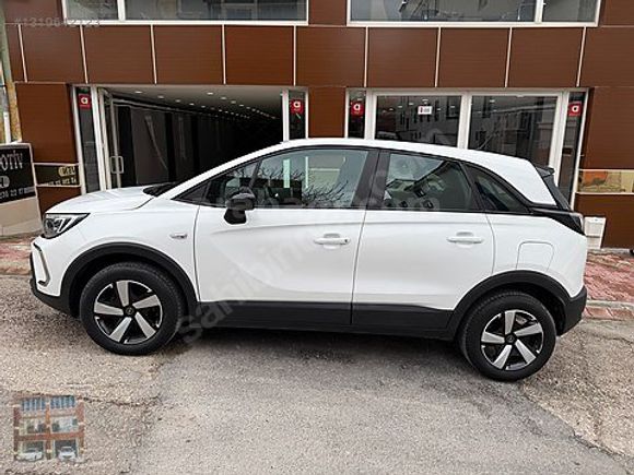 2024 MODEL HATASIZ OTOMATİK OPEL CROSSLAND GENİŞ EKRANLI