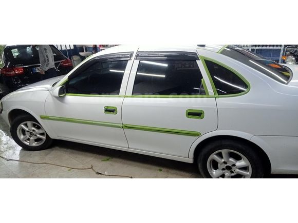 Sahibinden Opel Vectra 1.6 1996 Model