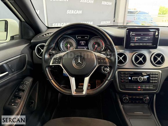 'SERCAN OTO'DAN//2014 MERCEDES GLA200//102.000km//7G-DCT