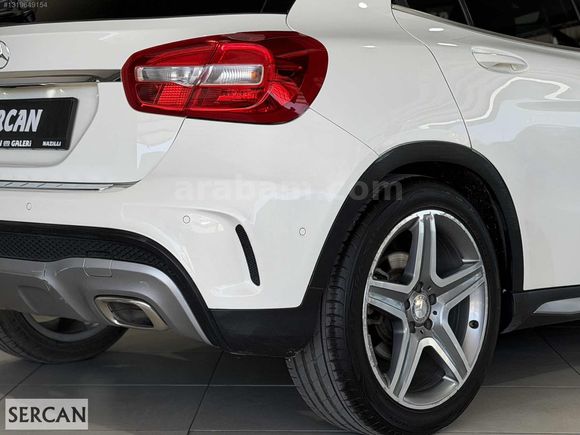 'SERCAN OTO'DAN//2014 MERCEDES GLA200//102.000km//7G-DCT