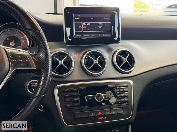 'SERCAN OTO'DAN//2014 MERCEDES GLA200//102.000km//7G-DCT