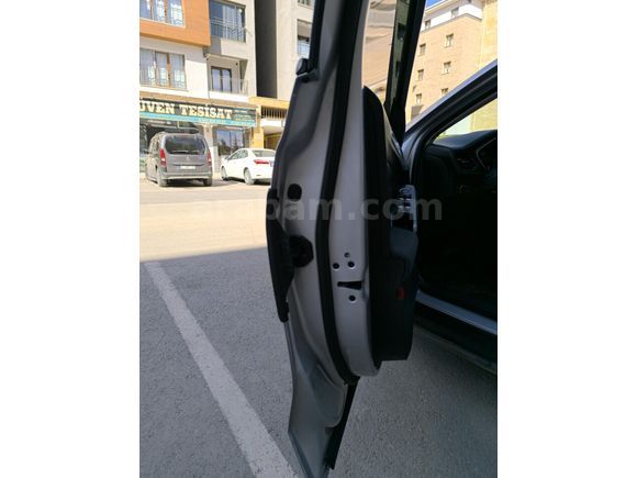 EXTRALİ YER UÇAĞI