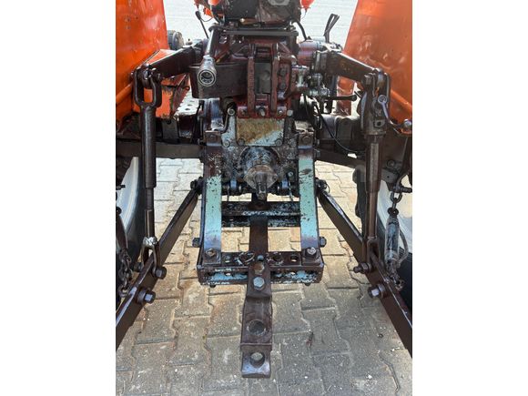 ILK SAHIBINDEN 1977MODEL 480LİK AŞIRI TEMIZLIKTE ANTİKA TRAKTÖR