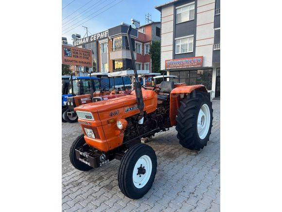 ILK SAHIBINDEN 1977MODEL 480LİK AŞIRI TEMIZLIKTE ANTİKA TRAKTÖR