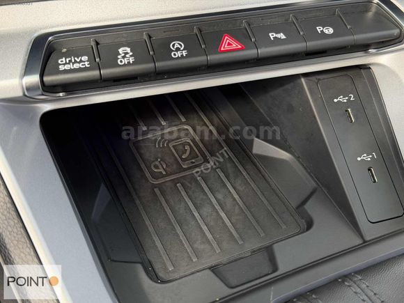 -POINT- AUDİ Q3 SPORTBACK 35 TFSI S-LINE 2023-HATASIZ