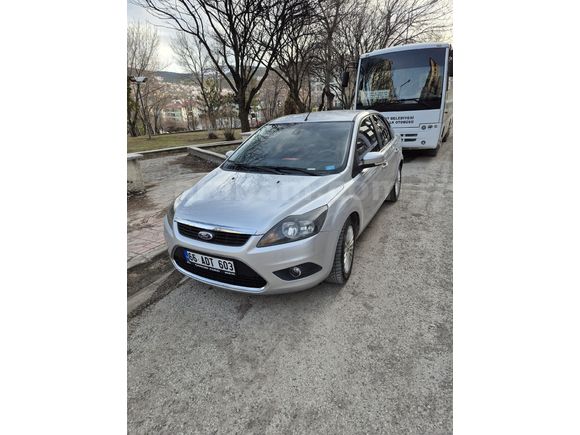 Doktor Sahibinden Ford Focus 1.6 TDCi Titanium 2009 Model  295.000 km Gri (titanyum)