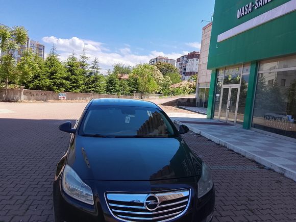 Sahibinden Opel Insignia 2.0 CDTI Edition 2011 Model