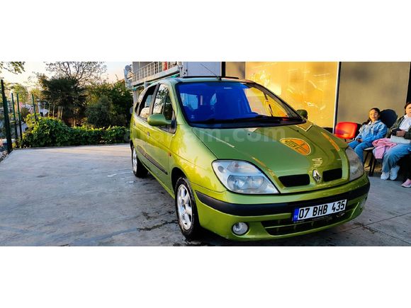Sahibinden Renault Scenic 1.6 RXT 2000 Model