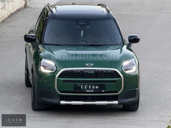 LUSSO GARAJ'dan FULL ARAYANLARA MİNİ COUNTRYMAN