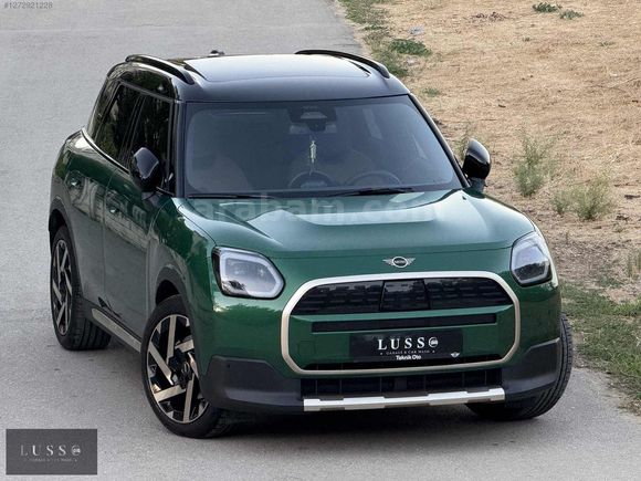 LUSSO GARAJ'dan FULL ARAYANLARA MİNİ COUNTRYMAN