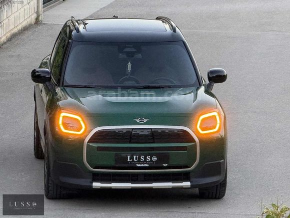 LUSSO GARAJ'dan FULL ARAYANLARA MİNİ COUNTRYMAN