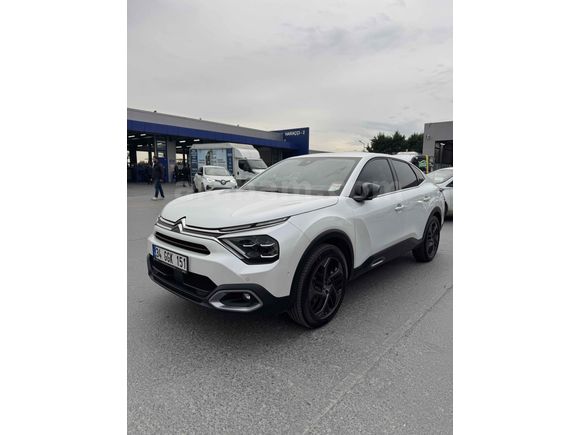 Sahibinden Citroen C4 X 1.2 PureTech Shine 2022 Model 
