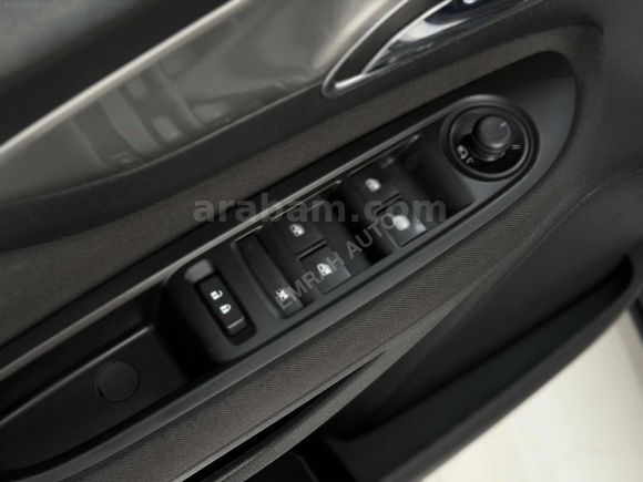 EMRAH AUTO'DAN 2016 MODEL OPEL MOKKA DİZEL OTOMATİK SUNROOF