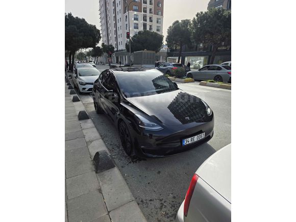 MODEL Y PERFORMANS  0061 plaka ile beraber verilecektir 