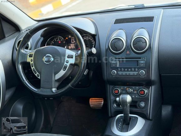 HATASIZ BOYASIZ CAM TAVANLI 82 BİN KM DE NISSAN