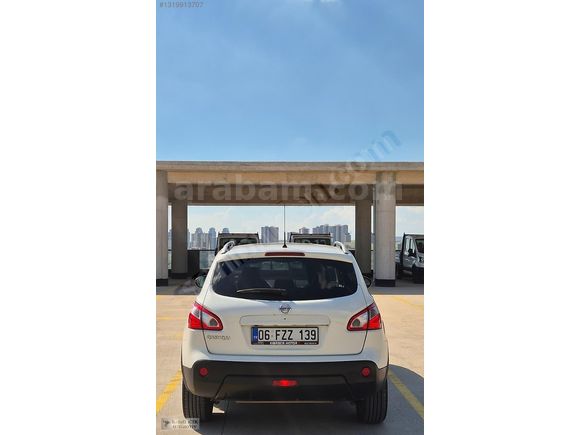 KIBRISCIK//2013 MODEL QASHQAİ 1.6 CAM TAVAN FUL PAKET TERTEMİZ