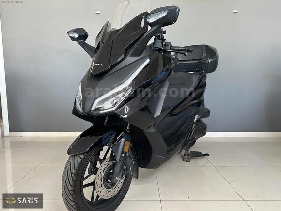HONDA FORZA 250 - 15.000 KM