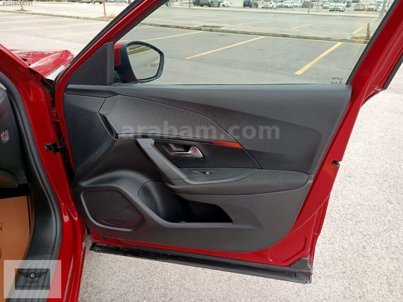 2021 PEUGEOT 2008 HATASIZ BOYASIZ SERVİS BAKIMLI 1.5 BLUHDİ EAT8