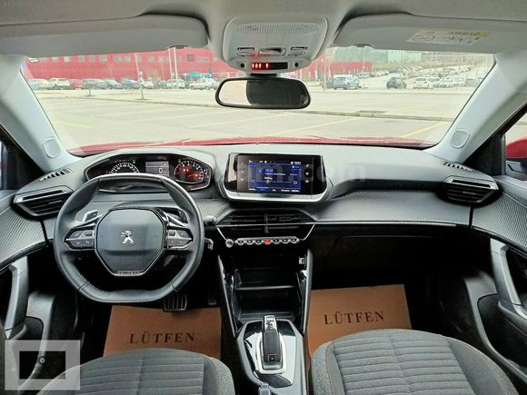2021 PEUGEOT 2008 HATASIZ BOYASIZ SERVİS BAKIMLI 1.5 BLUHDİ EAT8