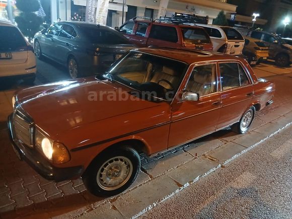 230.4 MERSEDES BENZl