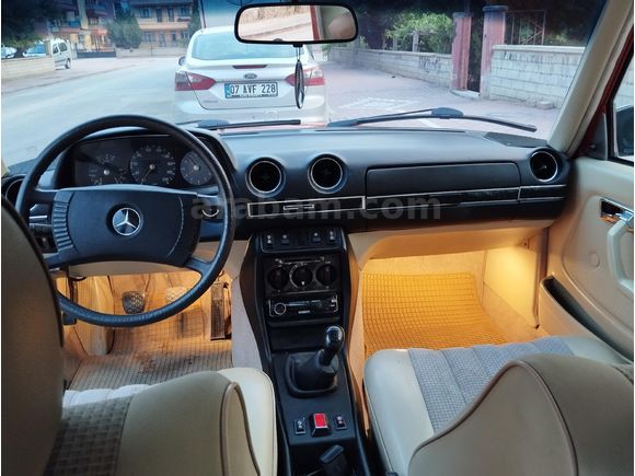 230.4 MERSEDES BENZl