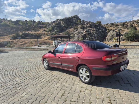 Sahibinden Renault Megane 1.6 RTE 2002 Model 