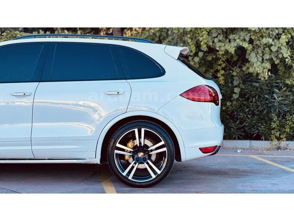 AKY MOTORS'DAN | CAYENNE | GTS CAM TAVAN | CHRONO | AİRMATİC |