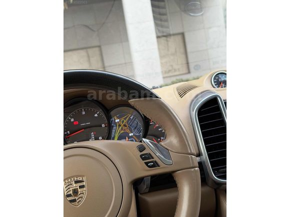 CHİLA | 2013 MODEL CAYENNE 3.0 DİESEL CAM TAVAN HATASIZ BOYASIZ
