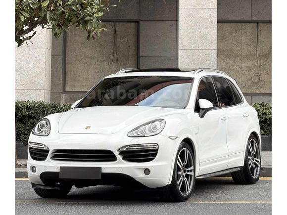 CHİLA | 2013 MODEL CAYENNE 3.0 DİESEL CAM TAVAN HATASIZ BOYASIZ