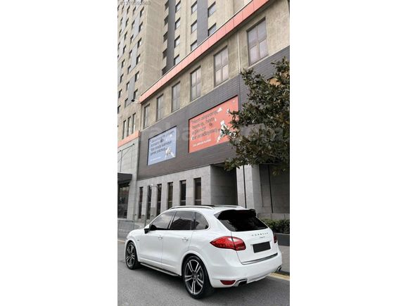 CHİLA | 2013 MODEL CAYENNE 3.0 DİESEL CAM TAVAN HATASIZ BOYASIZ