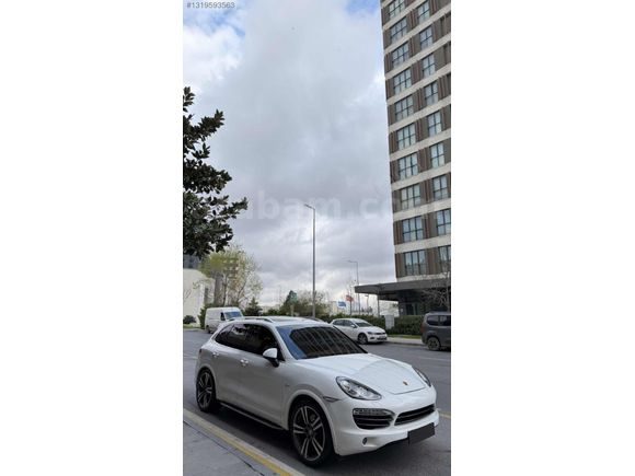 CHİLA | 2013 MODEL CAYENNE 3.0 DİESEL CAM TAVAN HATASIZ BOYASIZ