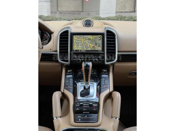 CHİLA | 2013 MODEL CAYENNE 3.0 DİESEL CAM TAVAN HATASIZ BOYASIZ
