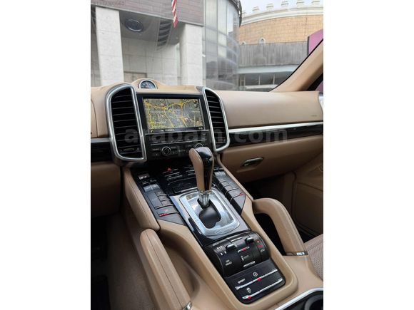 CHİLA | 2013 MODEL CAYENNE 3.0 DİESEL CAM TAVAN HATASIZ BOYASIZ