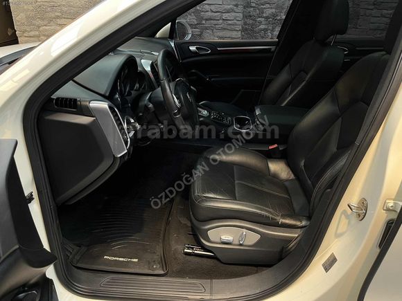 ÖZDOĞAN'dan PORSCHE CAYENNE 3.0 DİESEL BAYİ ÇIKIŞLI