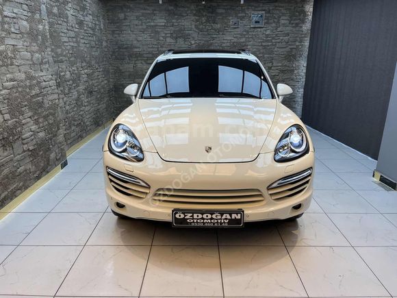 ÖZDOĞAN'dan PORSCHE CAYENNE 3.0 DİESEL BAYİ ÇIKIŞLI