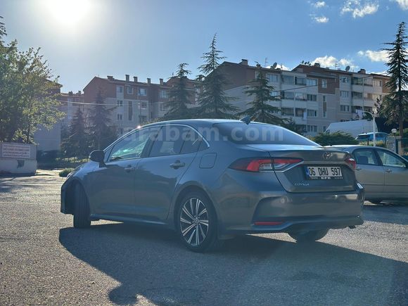 Sahibinden Toyota Corolla 1.5 Flame X-Pack 2022 Model