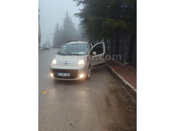 Sahibinden Fiat Fiorino 1.3 Multijet Emotion 2014 Model  90.000 km Gri