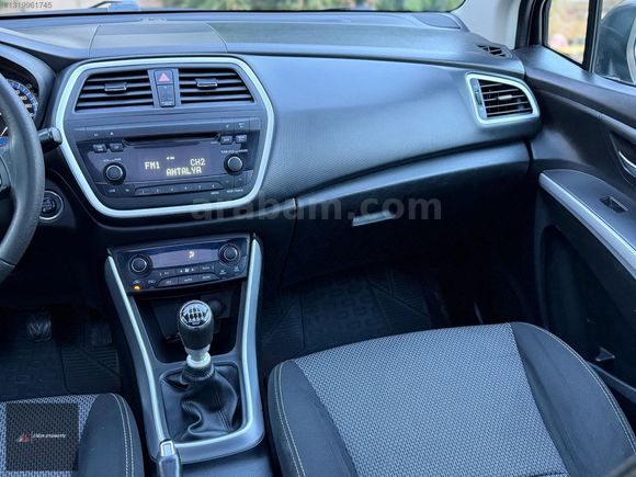 HATASIZ 2013 SUZUKİ SX4 S-CROSS 1.6 DIESEL GL+ SUNROFF LU